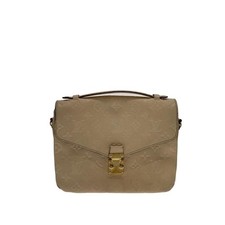 Louis Vuitton Pochette Metis