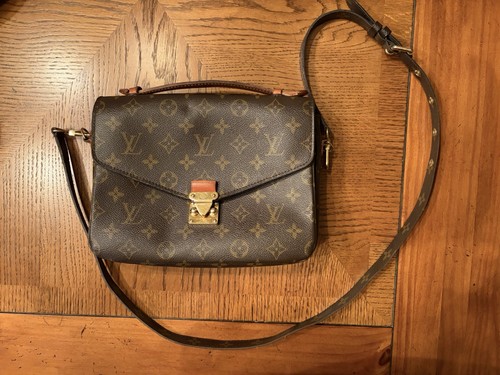 Louis vuitton pochette metis - vuitton,