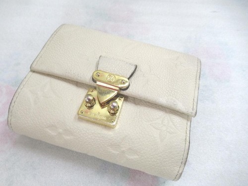 Louis vuitton monogram - louis,
