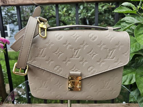 Louis vuitton pochette - vuitton,