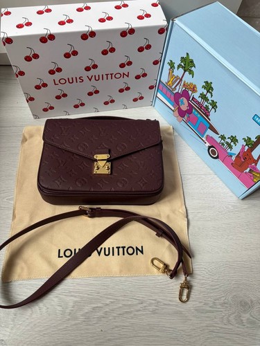 Louis vuitton pochette metis - vuitton,