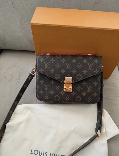 Louis vuitton pochette metis - louis,